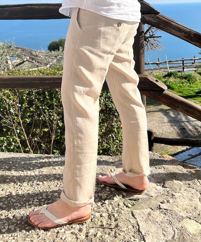 Pantaloni beige lunghi in lino