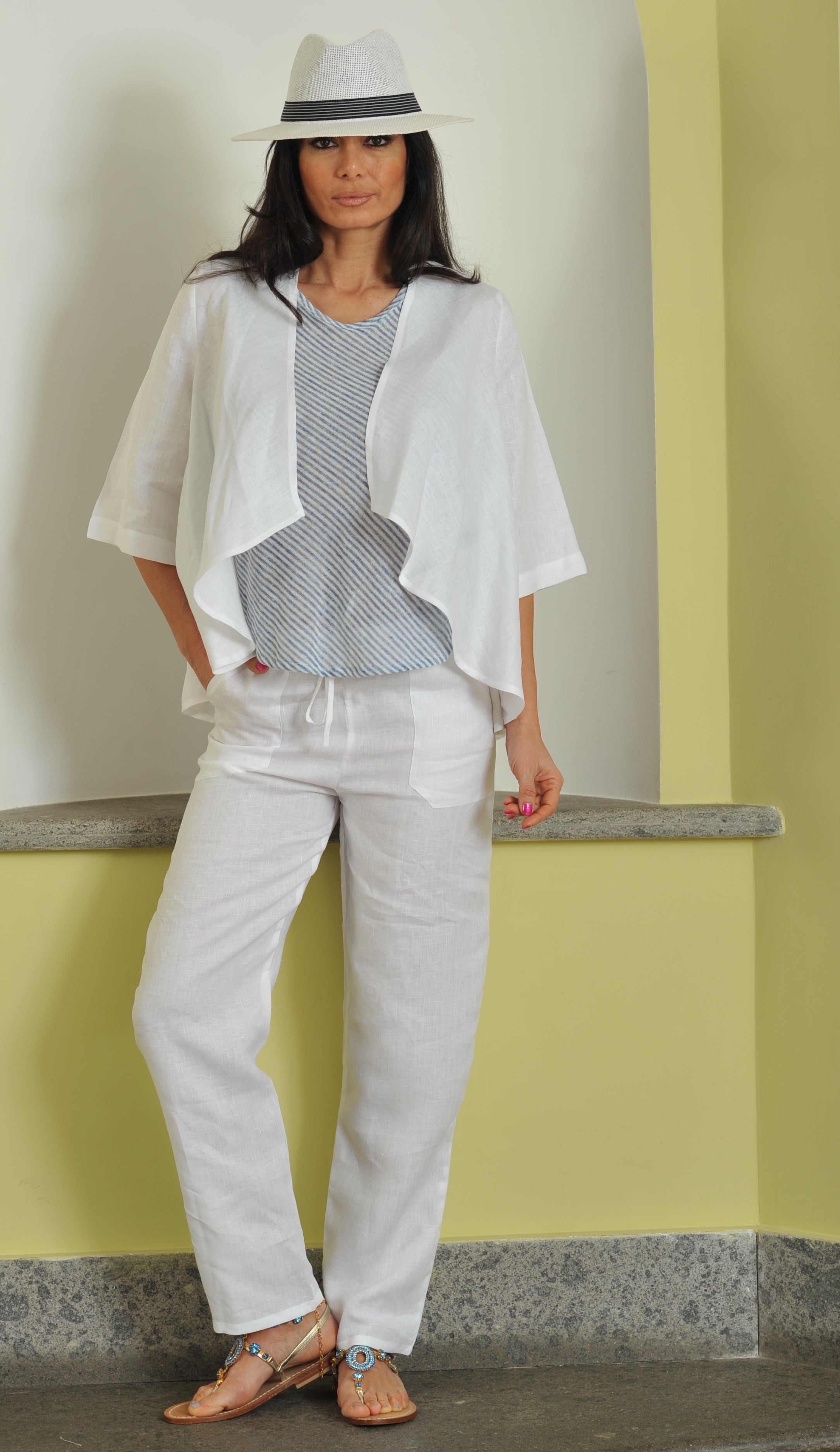 Pantalone lungo in lino con coulisse, vita media, con tasche